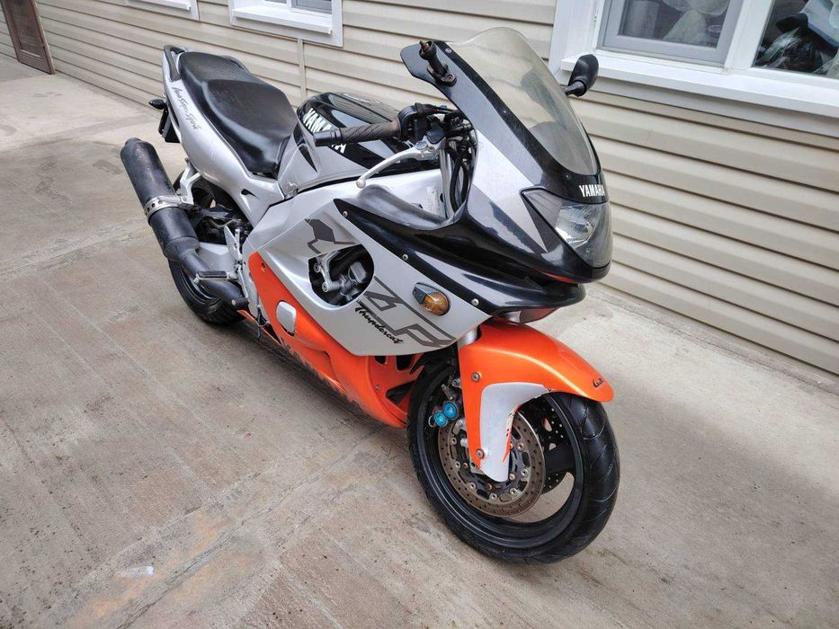 Yamaha YZF 600 thundercat на части