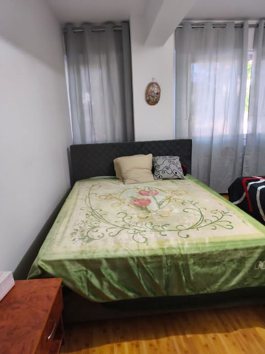 Garsoniera de închiriat
