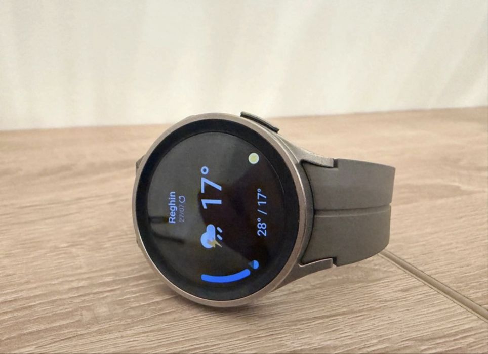 Samsung Galaxy Watch 5 Pro Titanium 45mm – Recondiționat, stare impecabilă