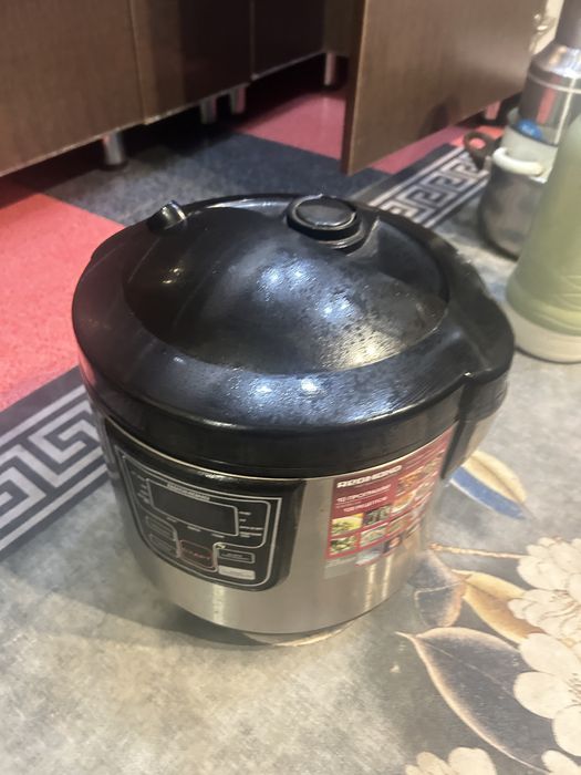 Мультиварка Редмонд