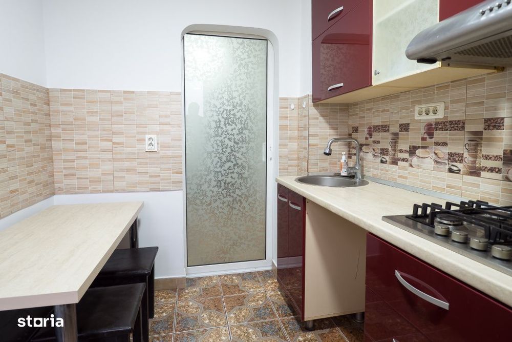 Titan, parcul IOR, Bloc H, decomandat, centrala, nemobilat, vedere la