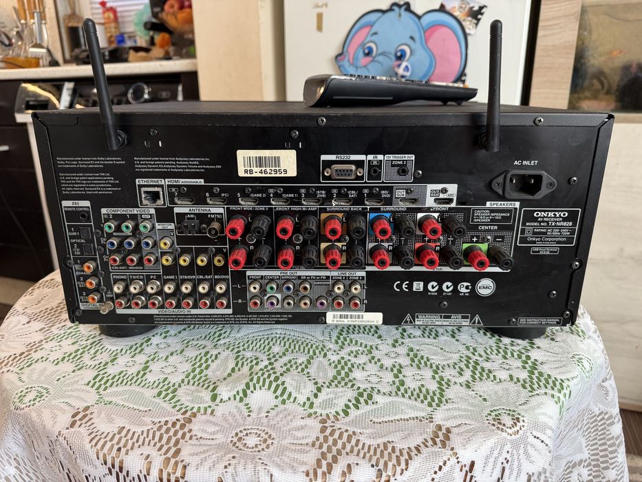 Onkyo TX-NR828 Bluetooth Wi-Fi