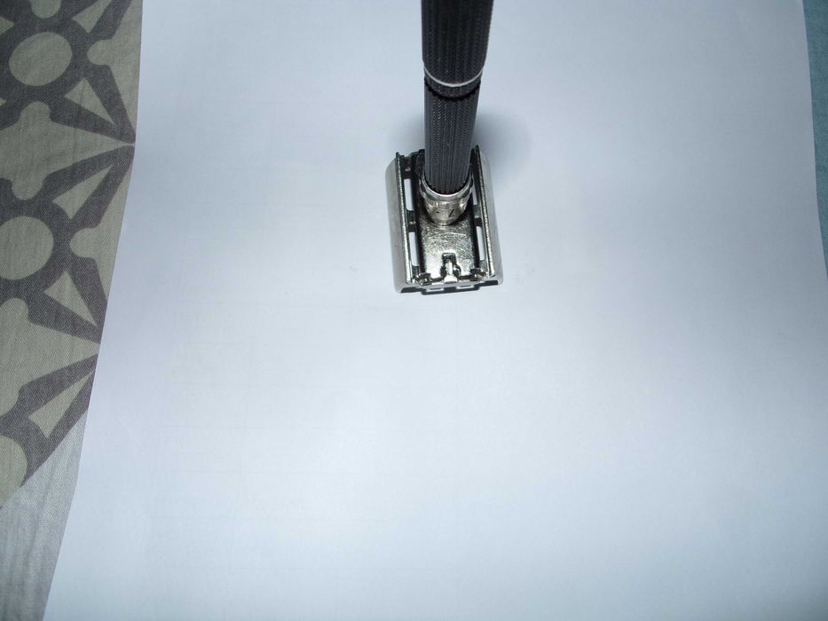 Aparat de Ras Gillette Clasic nou