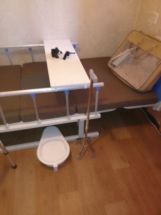 Продам инвалидную кровать