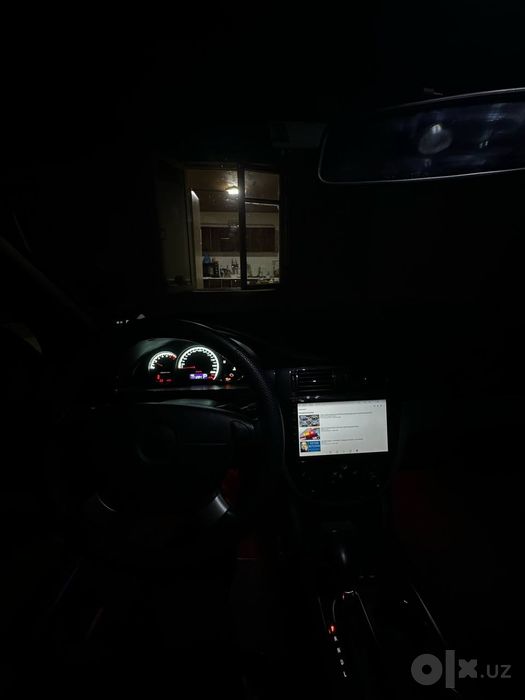 Lasetti 1.8 aftamat srochna sotiladi