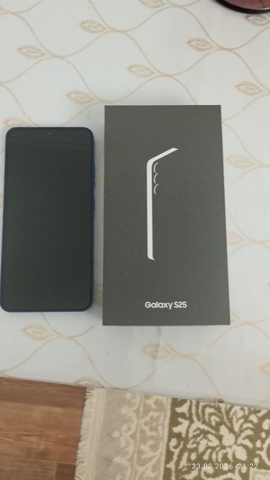Самсунг S25 идиялном состояние
