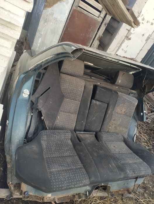 Задня часть Мерседес с-180 w202