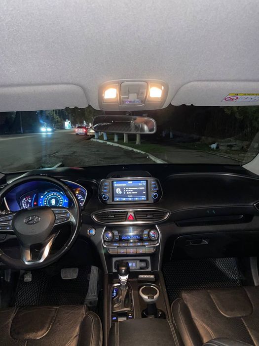 Hyundai Santafe 2020 yil, xolati ideal, kraskasi toza