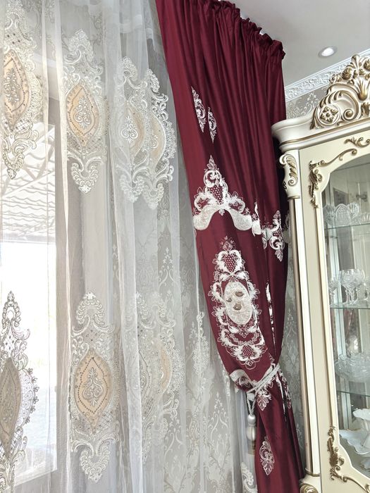 Шторы в комплекте с тюлью!