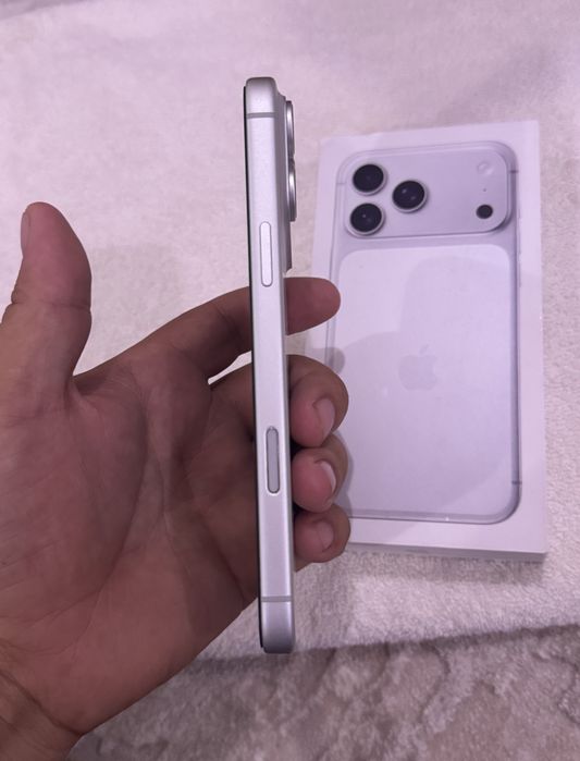 Iphone 17 Pro max идеальный состояние
