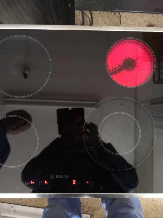 Керамичен плот Бош