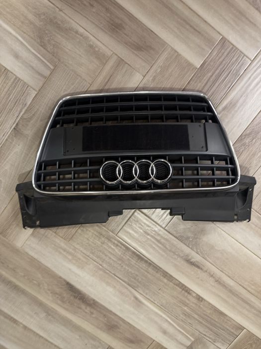 Vand grila originala Audi tt 8j 2006-2013