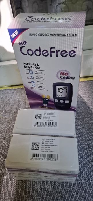Glucometru Code Free, plus 100 teste