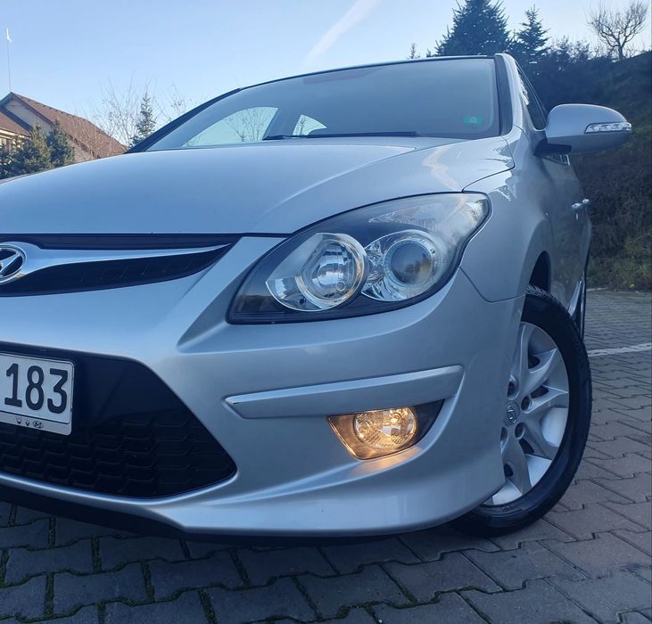 *Hyundai i30*klimatronik*piele*1.4benzina*109cai*euro5*2011*germania*