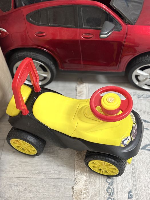 Машинка. Толокар детям от 1-го до 3-х лет