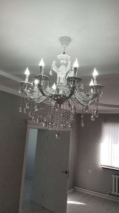 Классикалық үлгідегі люстра, 2 штук