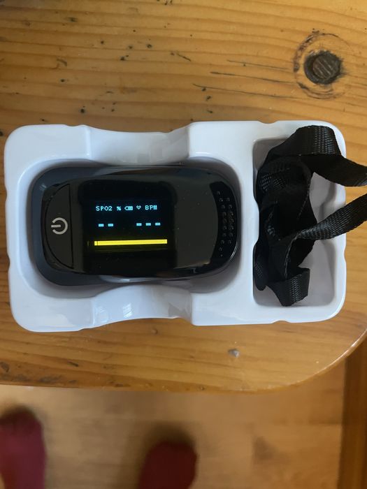 Оксиметър/пулсиметър за пръст