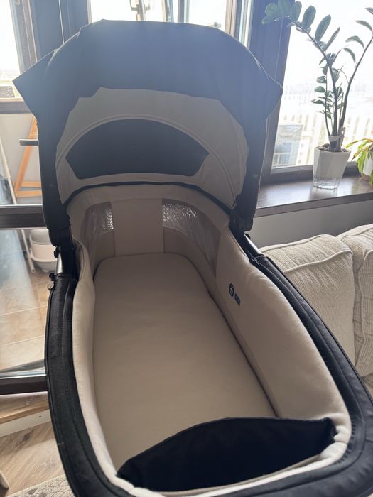 Nuna 3:1  mixx next collab BMW
