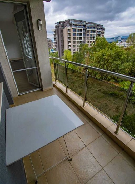 Продава се Тристаен апартамент в София, Младост 2 - 132 кв.м за 3258 €/кв.м - Снимка #1