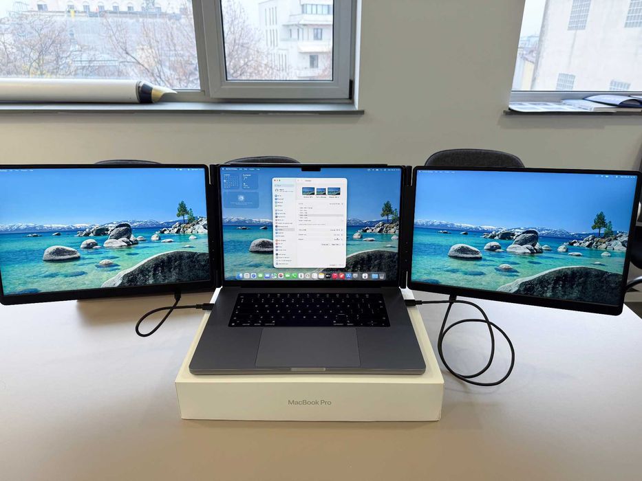 Macbook Pro 16 inch M2 Pro 2023 /16GB/ 1TB nou - baterie 9 cicluri