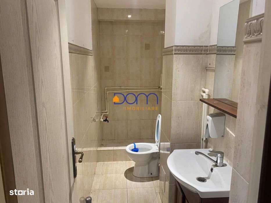 De vanzare apartament pretabil spatiu comercial