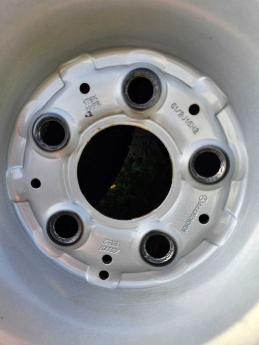 Зимни Гуми205/65R16C,дот24г.+оригинални джанти Vito w447