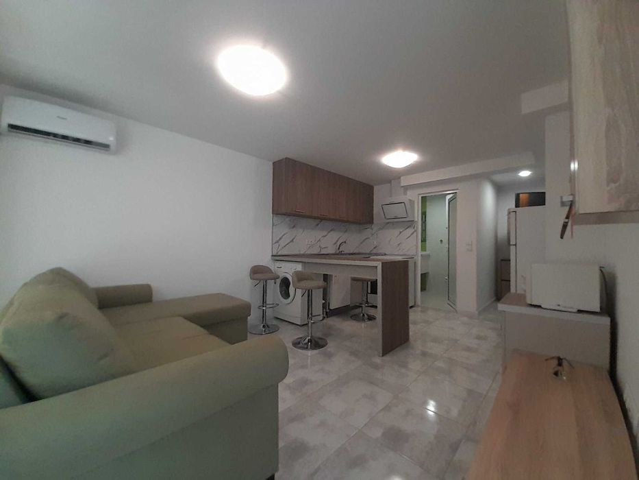 Продава се Двустаен апартамент в Варна, Бриз - 55 кв.м за 2000 €/кв.м - Снимка #8