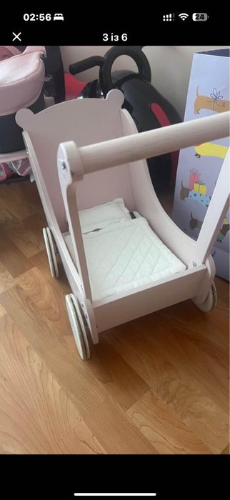 Дъpвeнa количка Wonderloff. Надпись се маха.