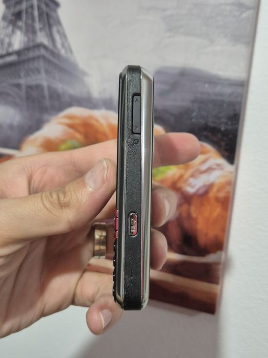 Sony Ericsson K660i - Nou, de colectie!