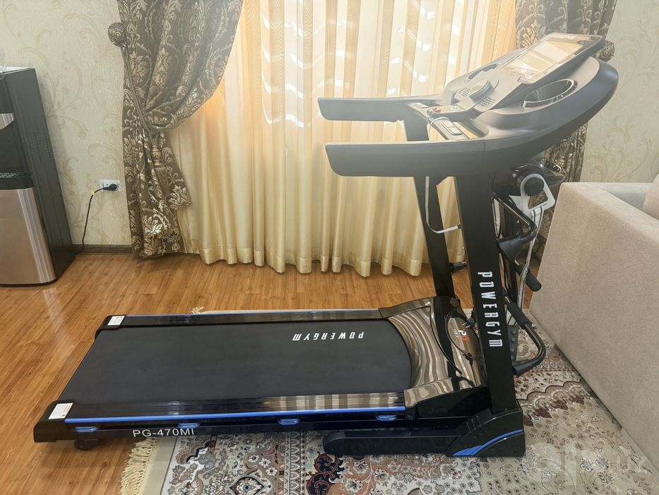 Беговая дорожка PowerGym 470, 3 л.с.  до 16 км/ч — отличное состояние