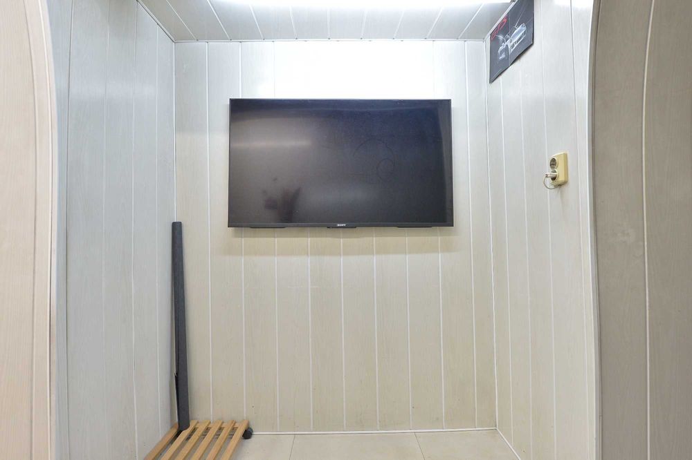 Vand Spatiu comercial mic Ultracentral  Bistrita la strada