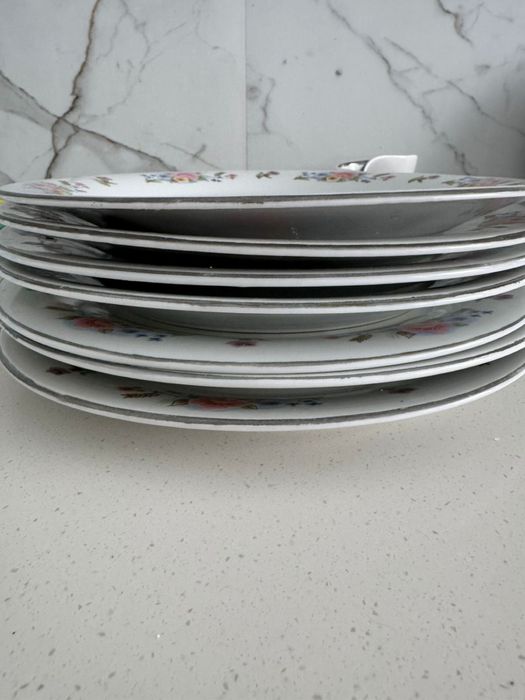 Продаю сервиз дешево 6.000 символично