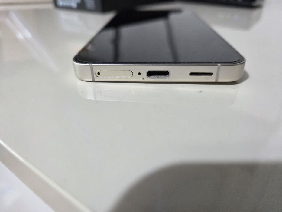 Смартфон Samsung  s24