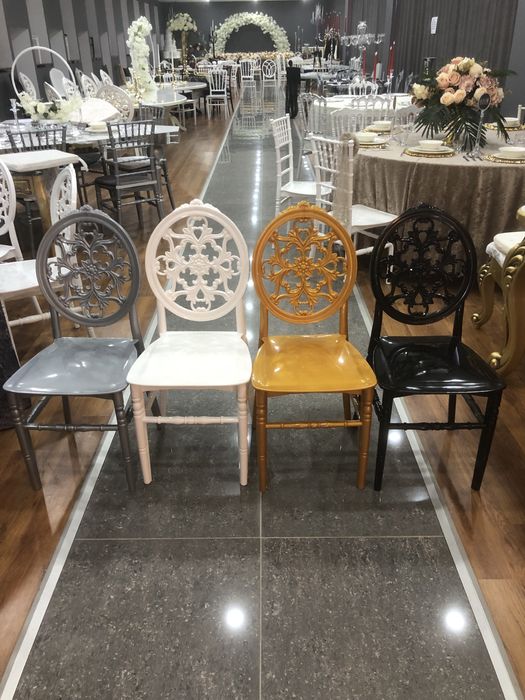 Scaune chiavari tiffany