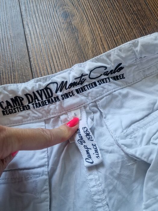 Страхотни мъжки къси панталони САМР
DAVID размер L ,без забележки като