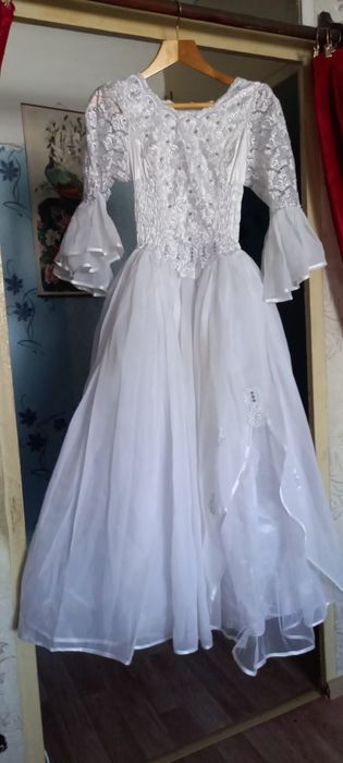 Платье свадебное