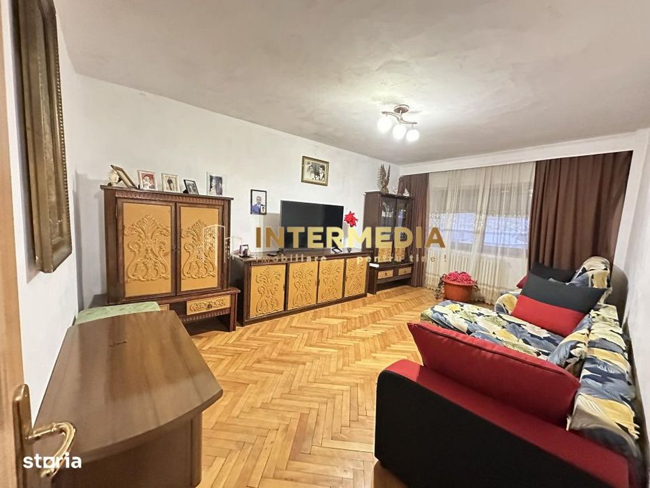 Apartament 3 camere | 68 mp | 2 Bai | Balcon | Pivnita | CETATE Mercur — fotografia 2