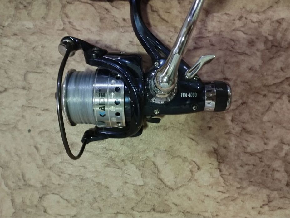 Карбоновая удочка с катушкой