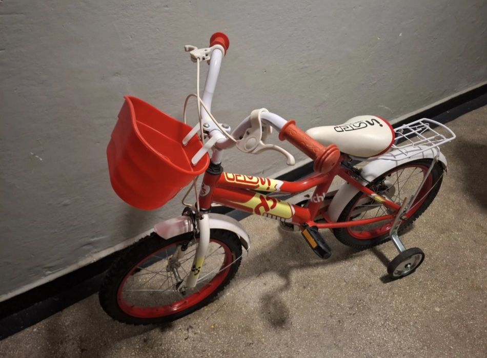 Vând bicicletă copii