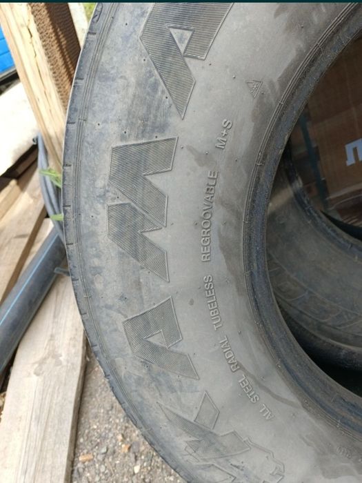 Продам шины 295/80R22.5