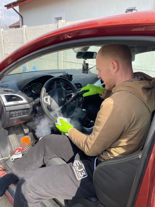 Detailing Auto Profesional & Curățare Tapițerii - igienizare cu ozon - polish faruri cu polimer