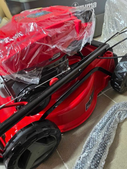 Masina de tuns iarba Einhell GC-PM 402 cu motor termic
