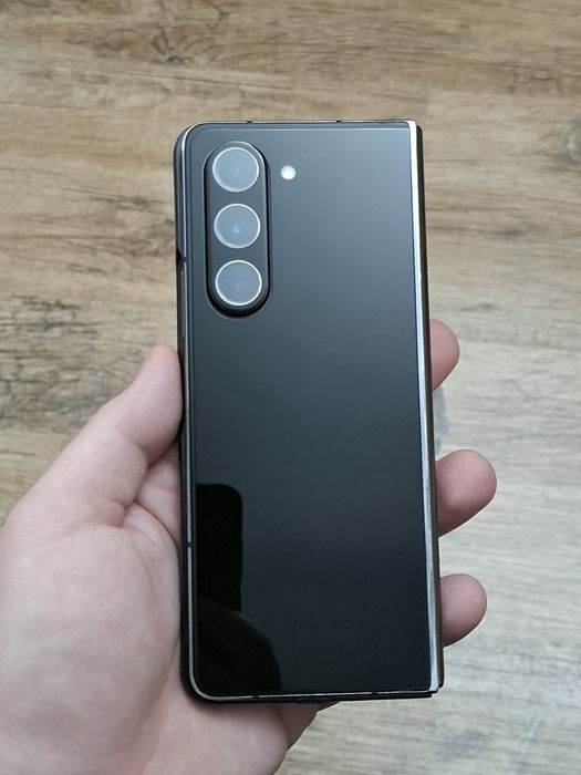 Samsung z fold 5