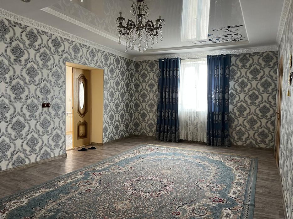 Продам бБольшой дом со всеми удобствами