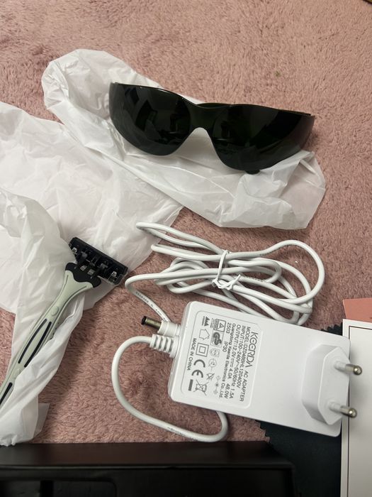Dispozitiv de epilare IPL definitiva