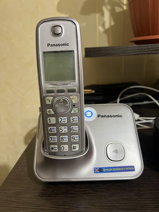 Продам телефон