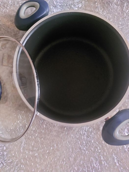 Продам кастрюльку