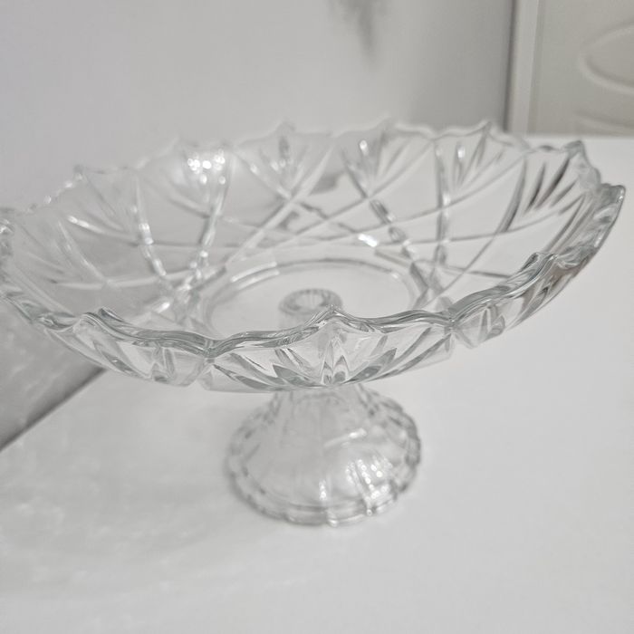 Продам вазу для фруктов