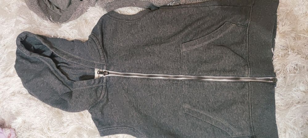 Vesta de bumbac pt băieți sau fete, H&M, 4-5-6 ani