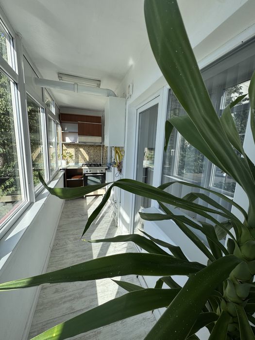 Apartament 3 camere de inchiriat